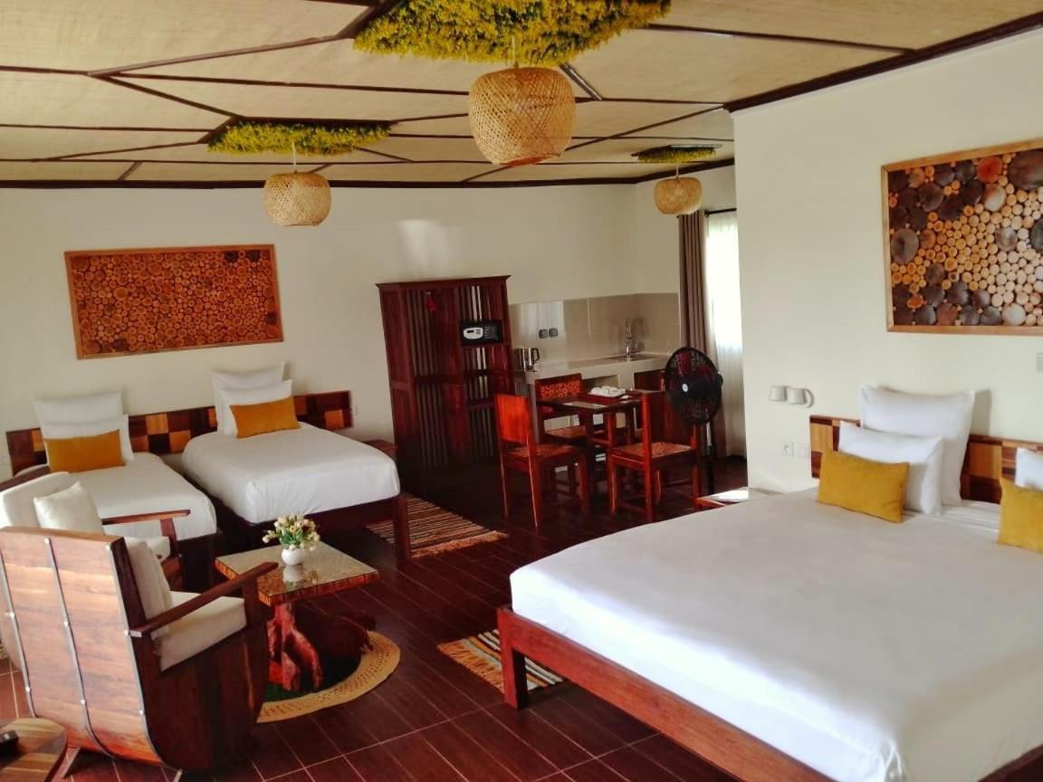 Bira Hotel Antsirabe Exterior photo