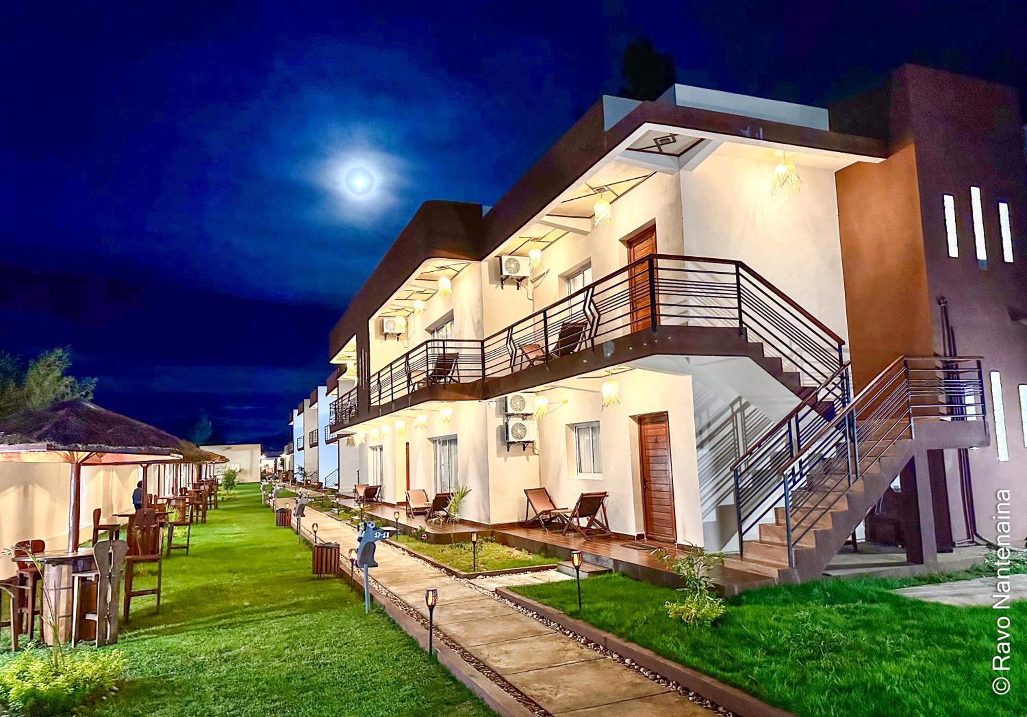 Bira Hotel Antsirabe Exterior photo